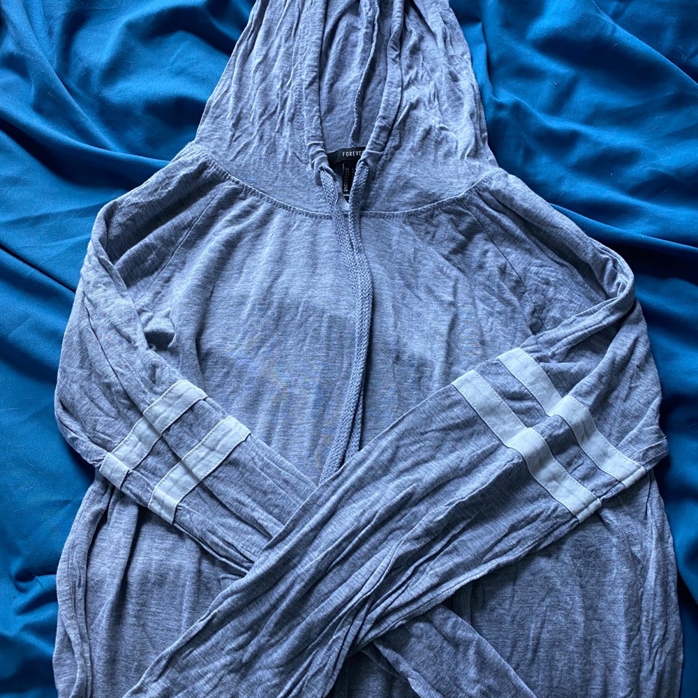 Light weight hoodie